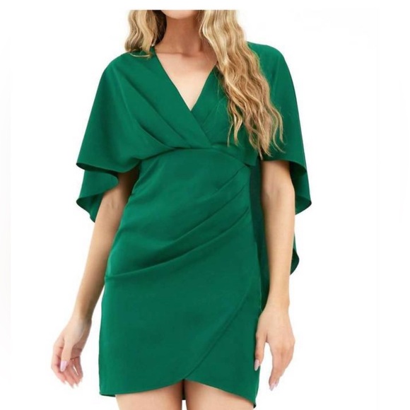 NWT Adelyn Rae Julia Surplice Cape Mini Dress Green Small Size 4 - Picture 5 of 9